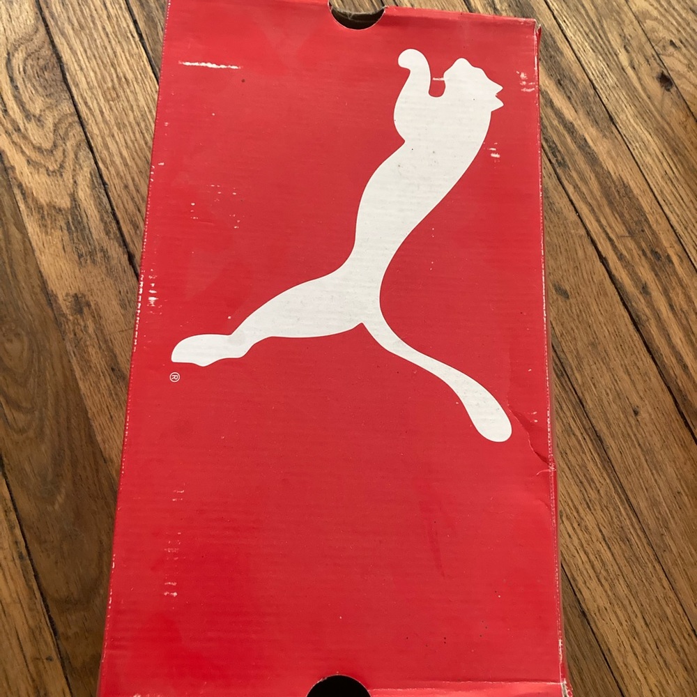 Puma - Picture 2 of 12